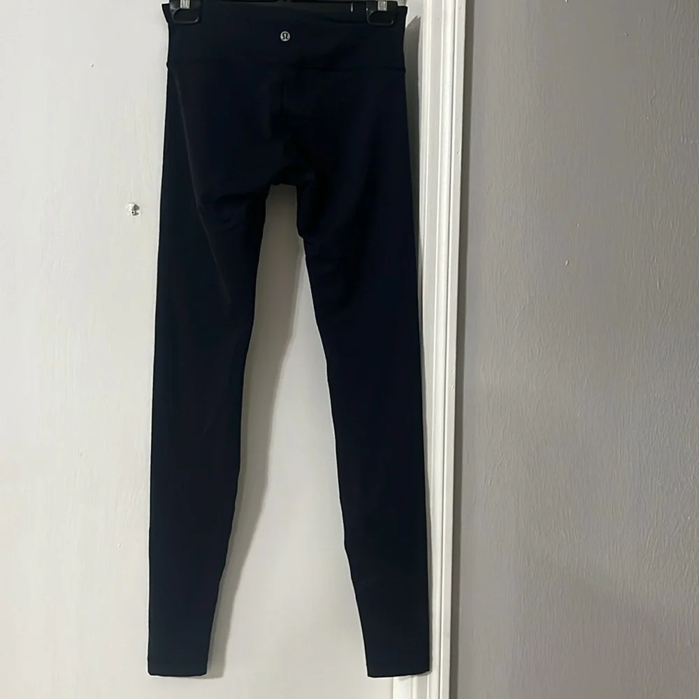 lululemon athletica size color